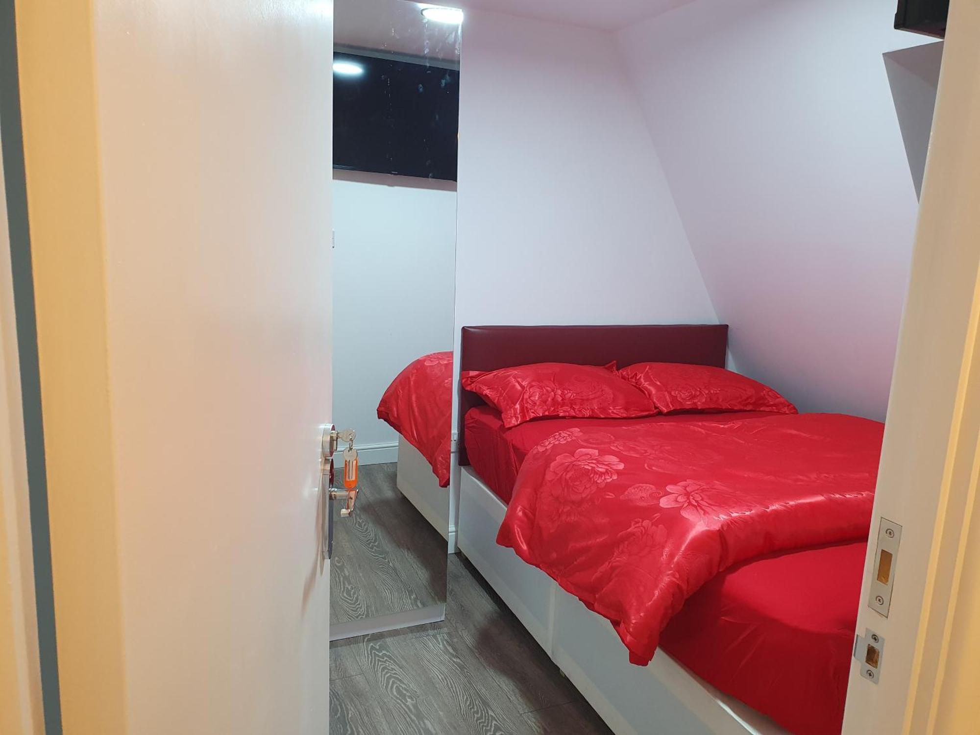 Amh Hotel - Greenford Station Northolt  Esterno foto